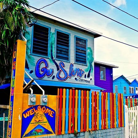 Go Slow Guesthouse Caye Caulker Esterno foto